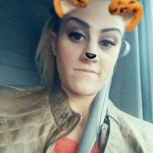 Meet your Posher, Amberlee